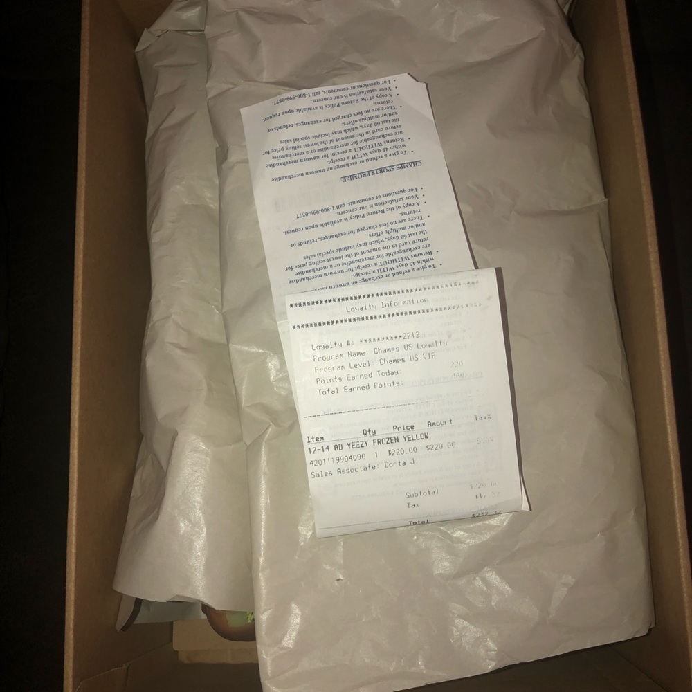 Yeezy Boost 350 - Picture 7 of 8